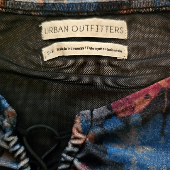 NEW URBAN OUTFITTERS Multi Color Top Laced Bust Long Sleeves Ruched Sides Small - Picture 6 of 9